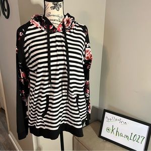 Black/White Horizontal Stripe Hoodie with Floral Sleeves and Hood Size L/XL